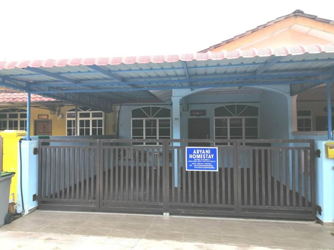Aryani Homestay Kampong Kelemak エクステリア 写真